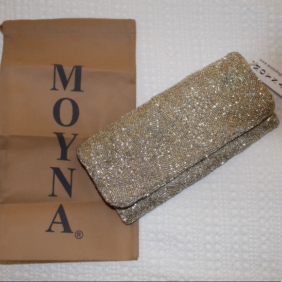 moyna beaded clutch